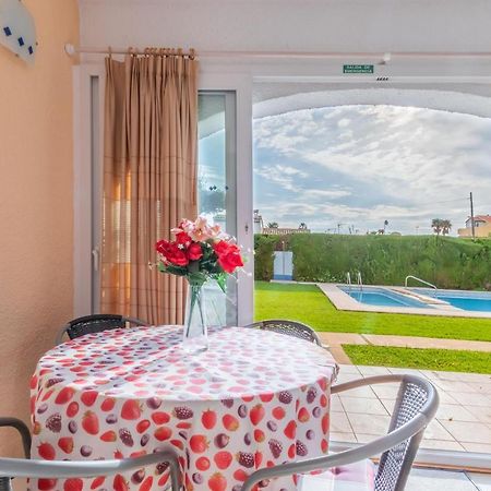 Retirosol Bungalow Denia Bagian luar foto